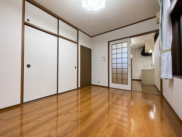 部屋４