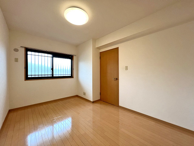 部屋４