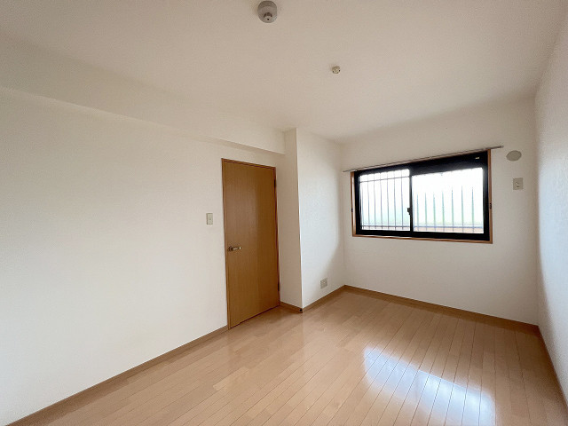 部屋４