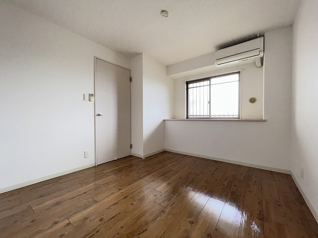 部屋４