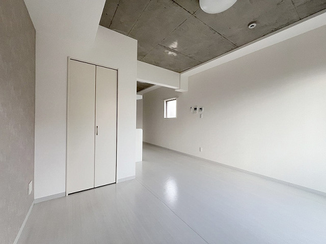 部屋４