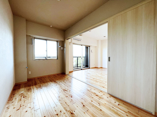 部屋４