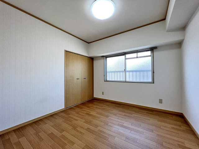 部屋４