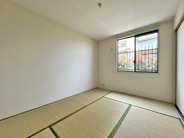 部屋４