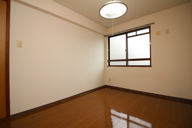 部屋４