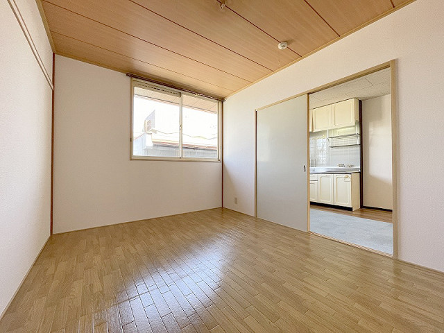 部屋４