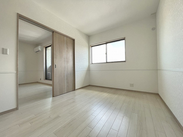 部屋４