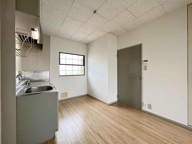 部屋４