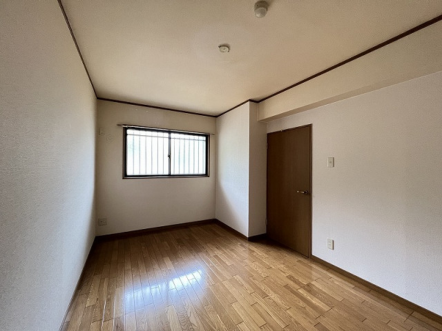 部屋４