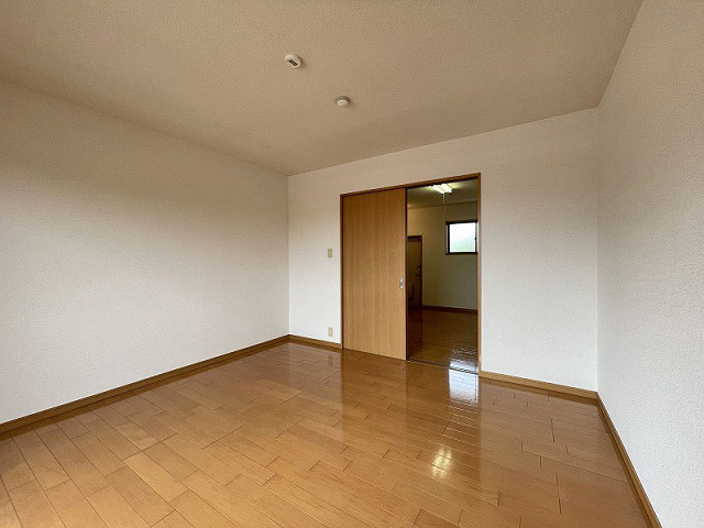 部屋４