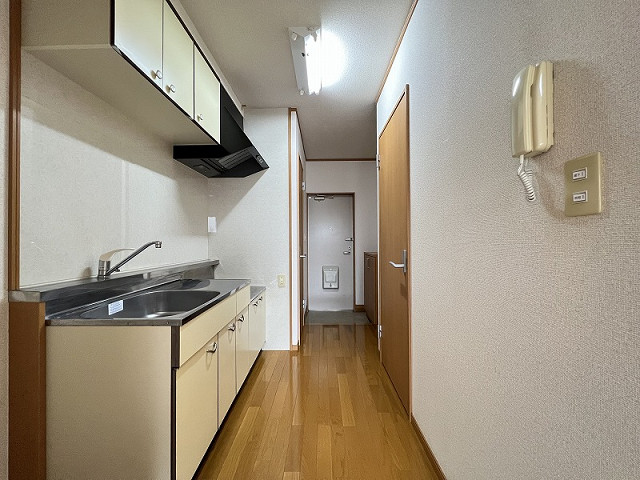 部屋４