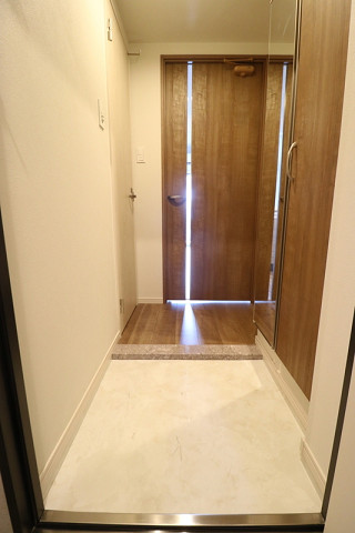 玄関２