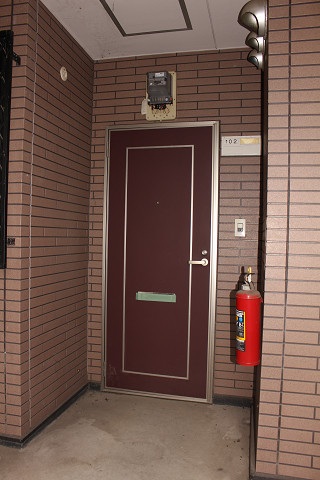玄関３