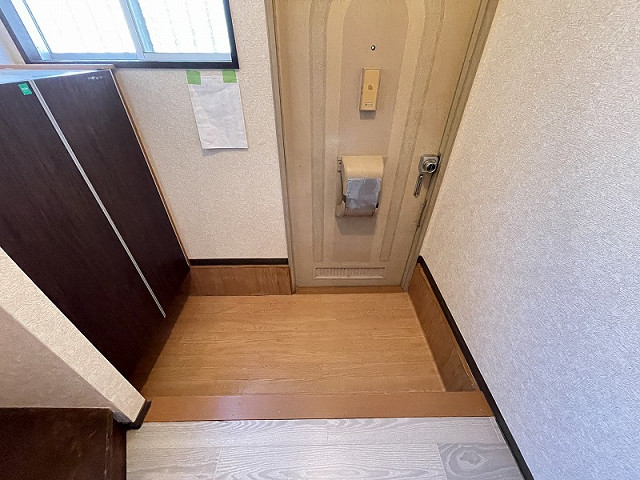 玄関２