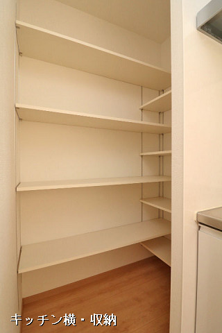収納２
