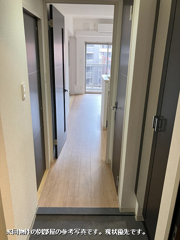 玄関３