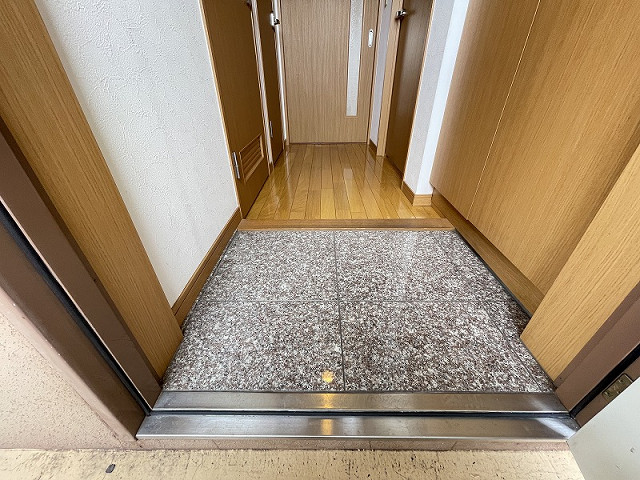 玄関２