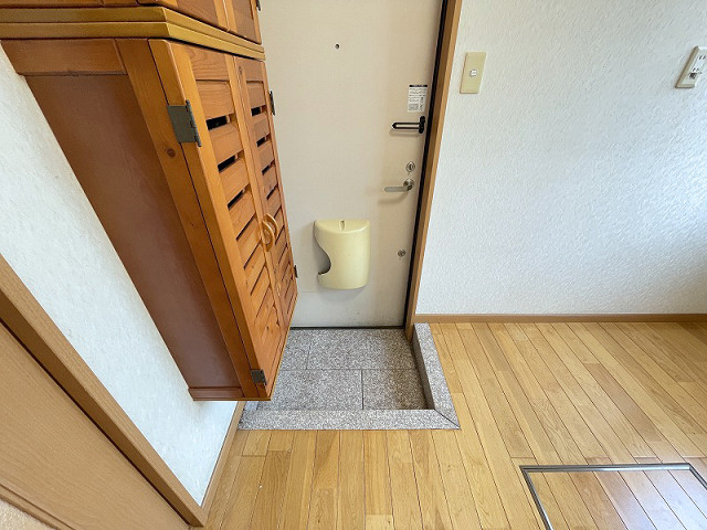 玄関２
