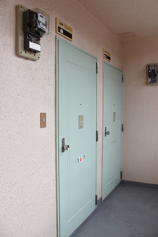 玄関３