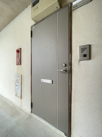 玄関３