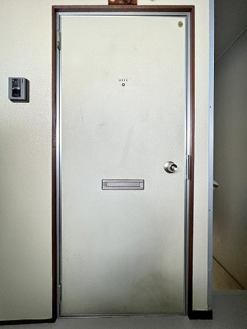 玄関３
