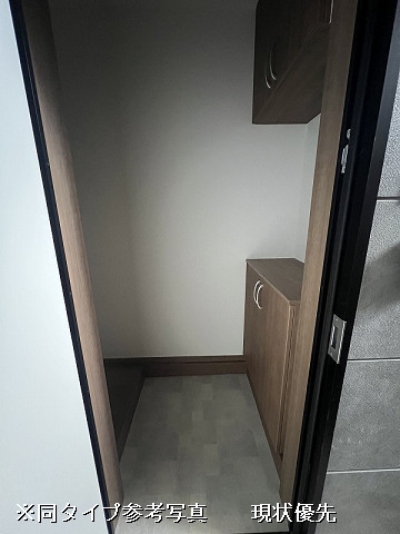 玄関３