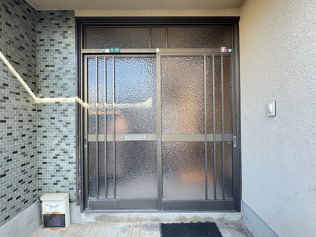 玄関３