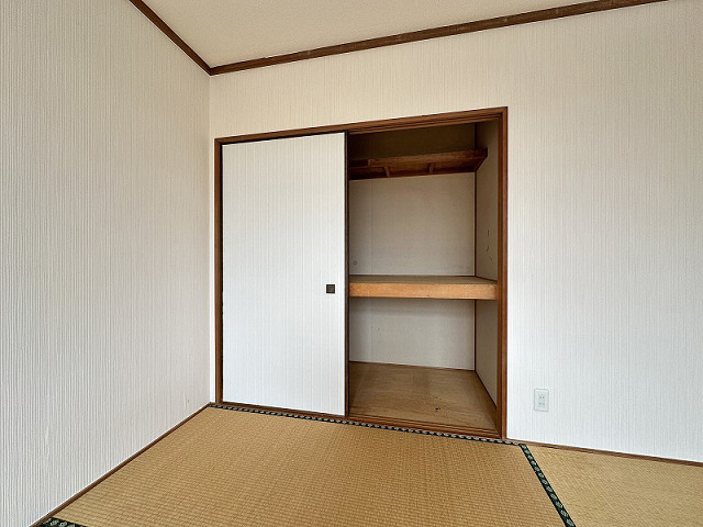 収納４