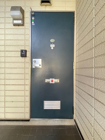 玄関３