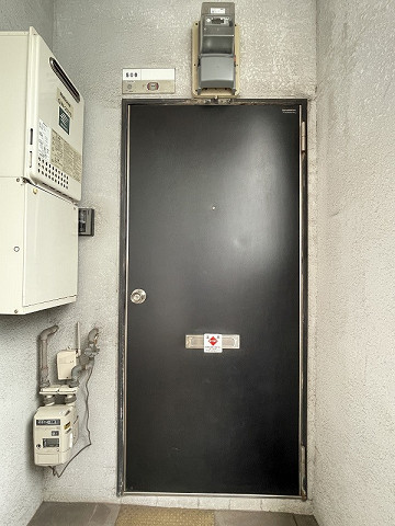 玄関３
