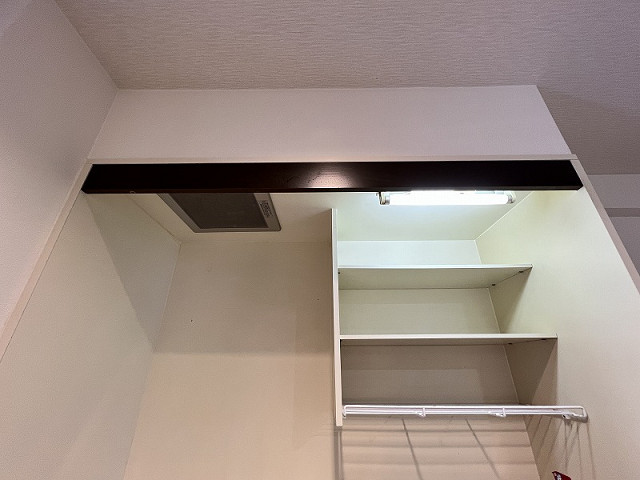 収納４