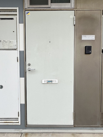 玄関３