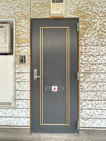 玄関３