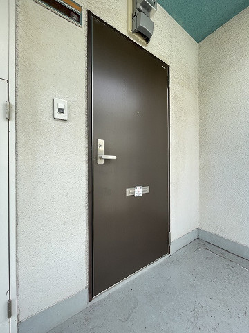玄関３