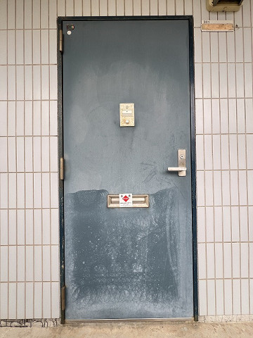 玄関３