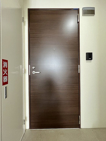 玄関３
