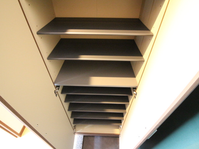 収納４