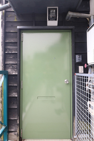 玄関３