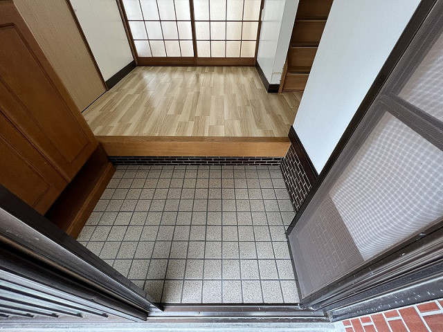 玄関３