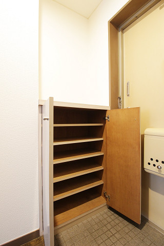 玄関３