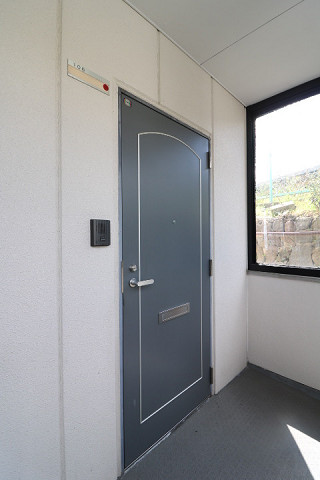 玄関３