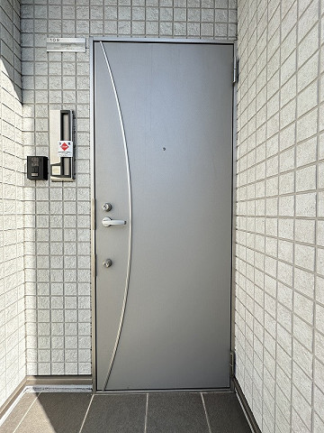 玄関３