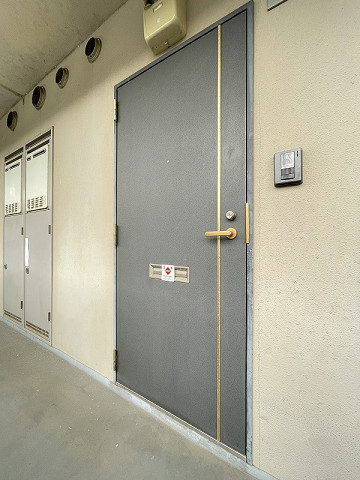 玄関３