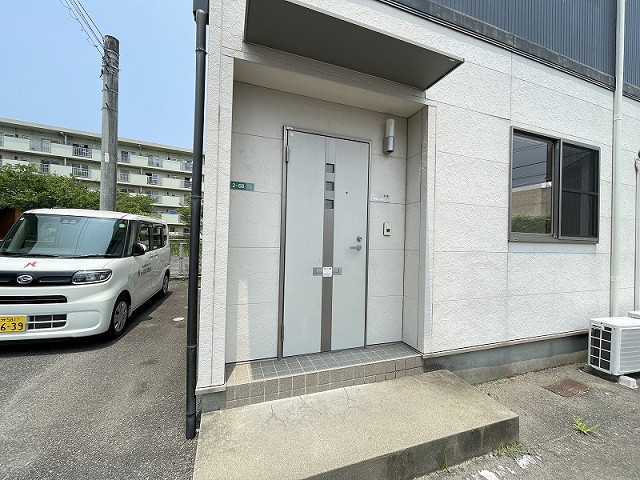 玄関３