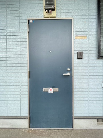玄関３