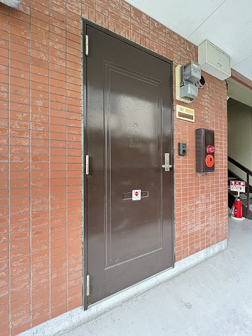玄関３