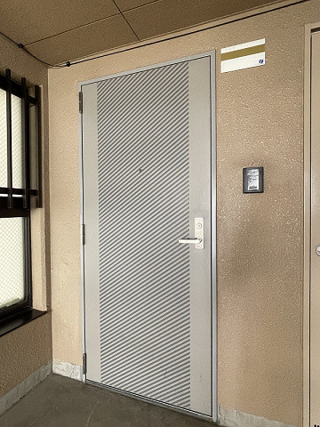 玄関３