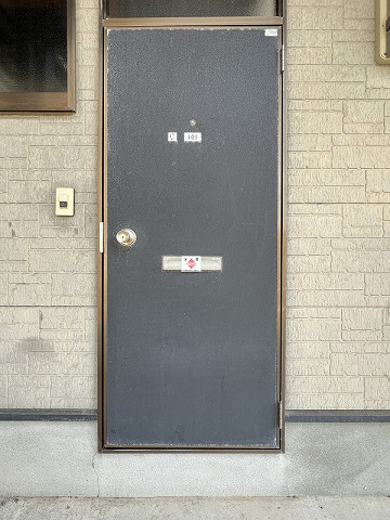 玄関３