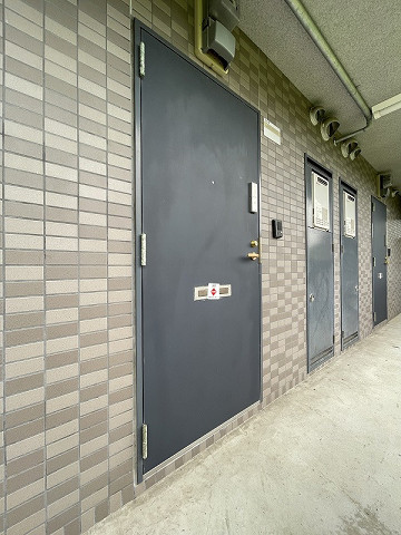 玄関３