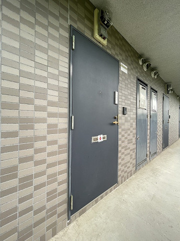 玄関３